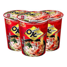 Mama Ok Hot & Spicy Flavoured Instant Cup Noodles (65 g)